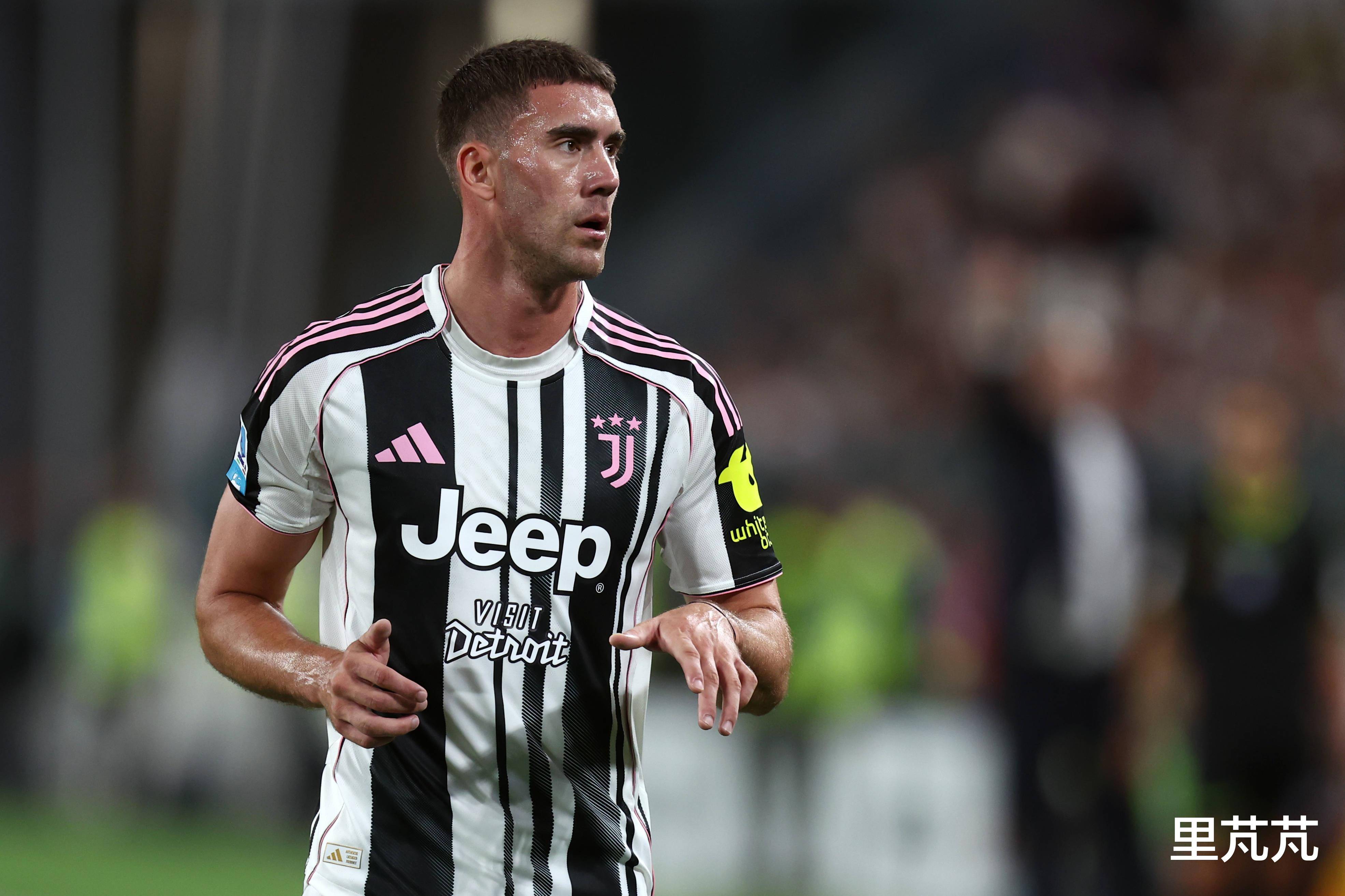 谁也没想到！进球效率力压凯恩哈兰德，昔日意甲废柴现在再度爆发